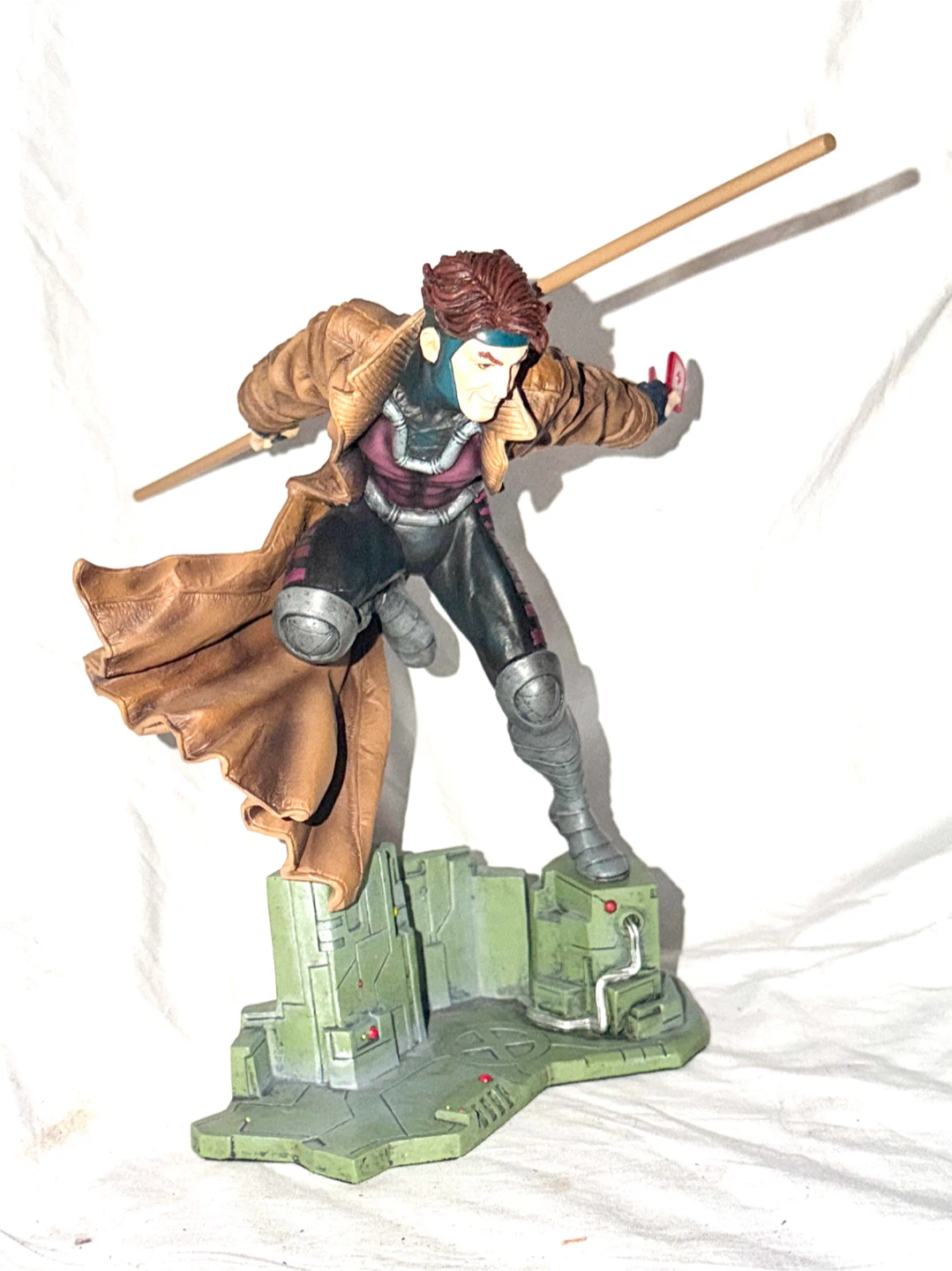 Marvel Gambit Modern Era Limited Edition Statue - photo 3