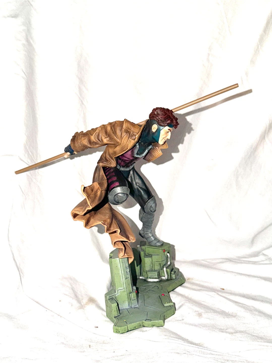Marvel Gambit Modern Era Limited Edition Statue - photo 4