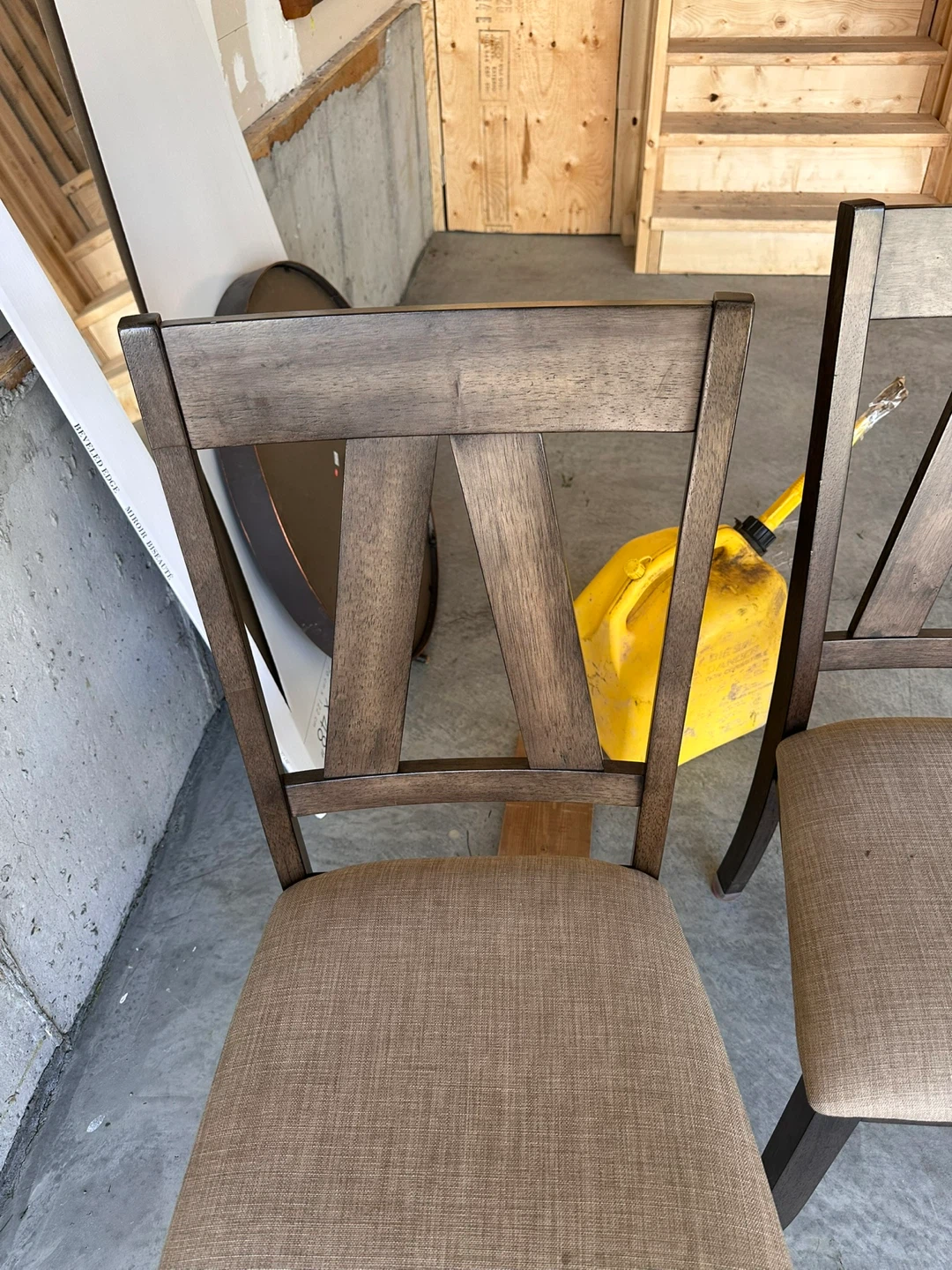 2 solid wood chairs - photo 5