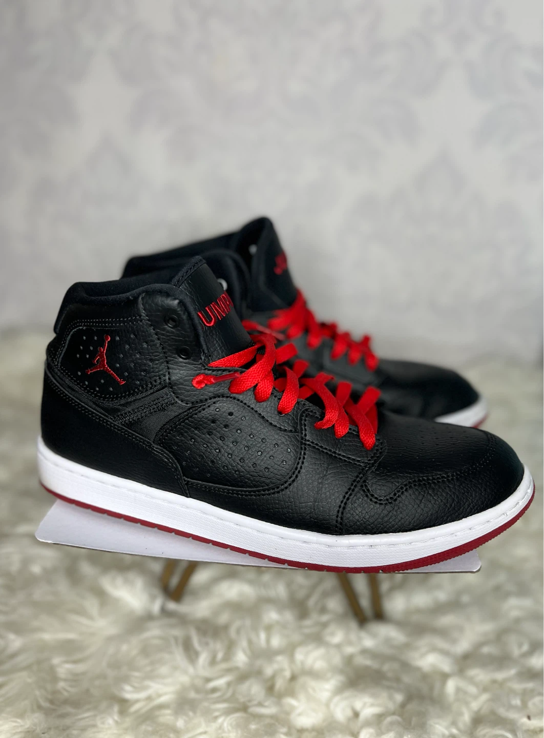 Nike Jordan jumpman hush sneakers black and red - photo 4
