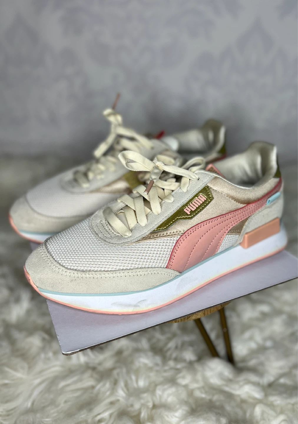 Puma Sneakers
