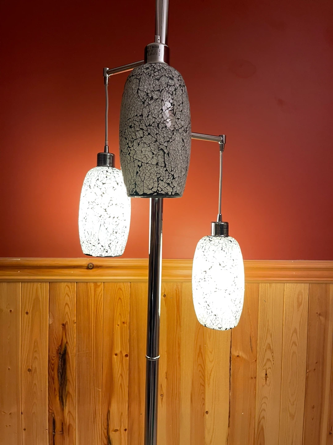 A beautiful 3-shade stained glass floor lamp - photo 5