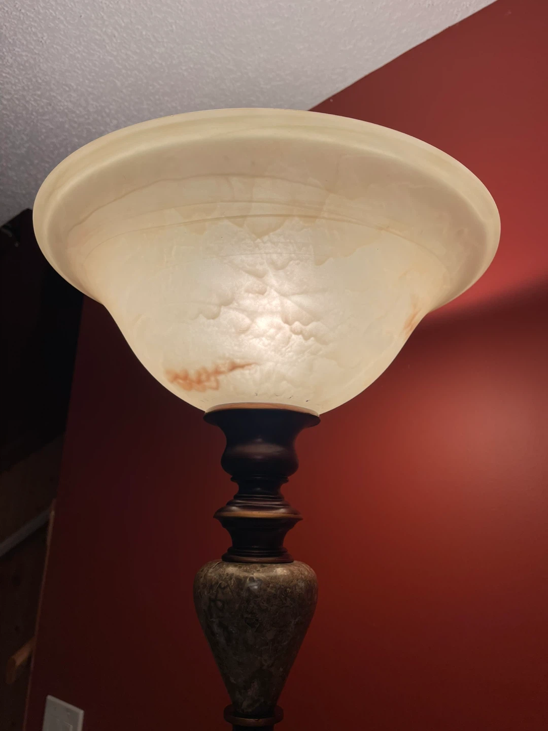 A beautiful stained glass torchiere floor lamp - photo 2