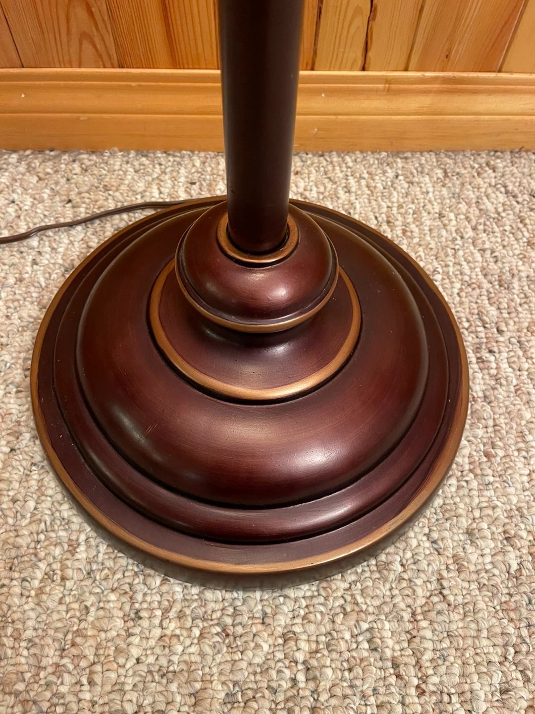 A beautiful stained glass torchiere floor lamp - photo 3