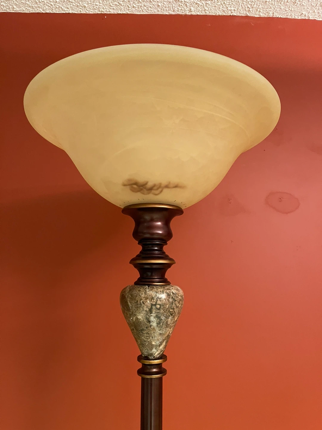 A beautiful stained glass torchiere floor lamp - photo 5
