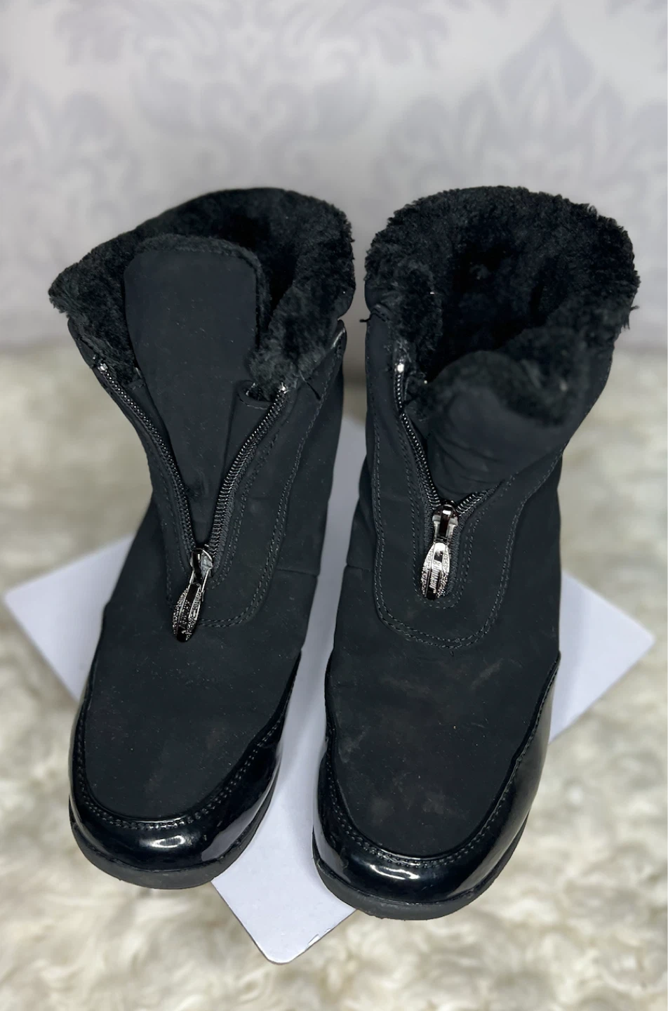 Black Front-Zip Winter Boots - photo 4