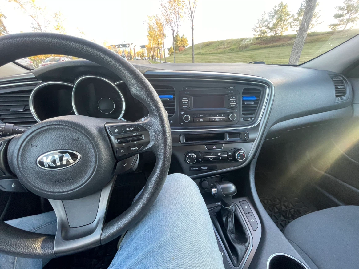 Silver Kia Optima Sedan - photo 5