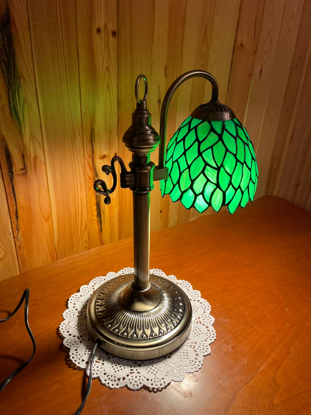 A beautiful Tiffany Style stained glass gooseneck table lamp - photo 2