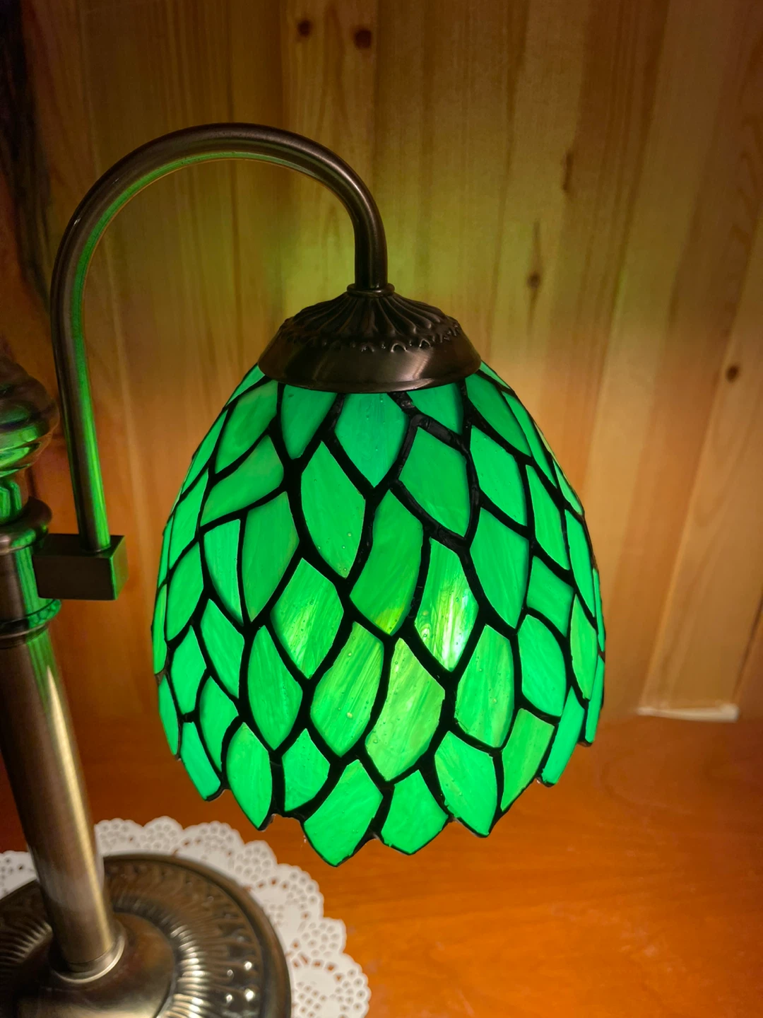 A beautiful Tiffany Style stained glass gooseneck table lamp - photo 4