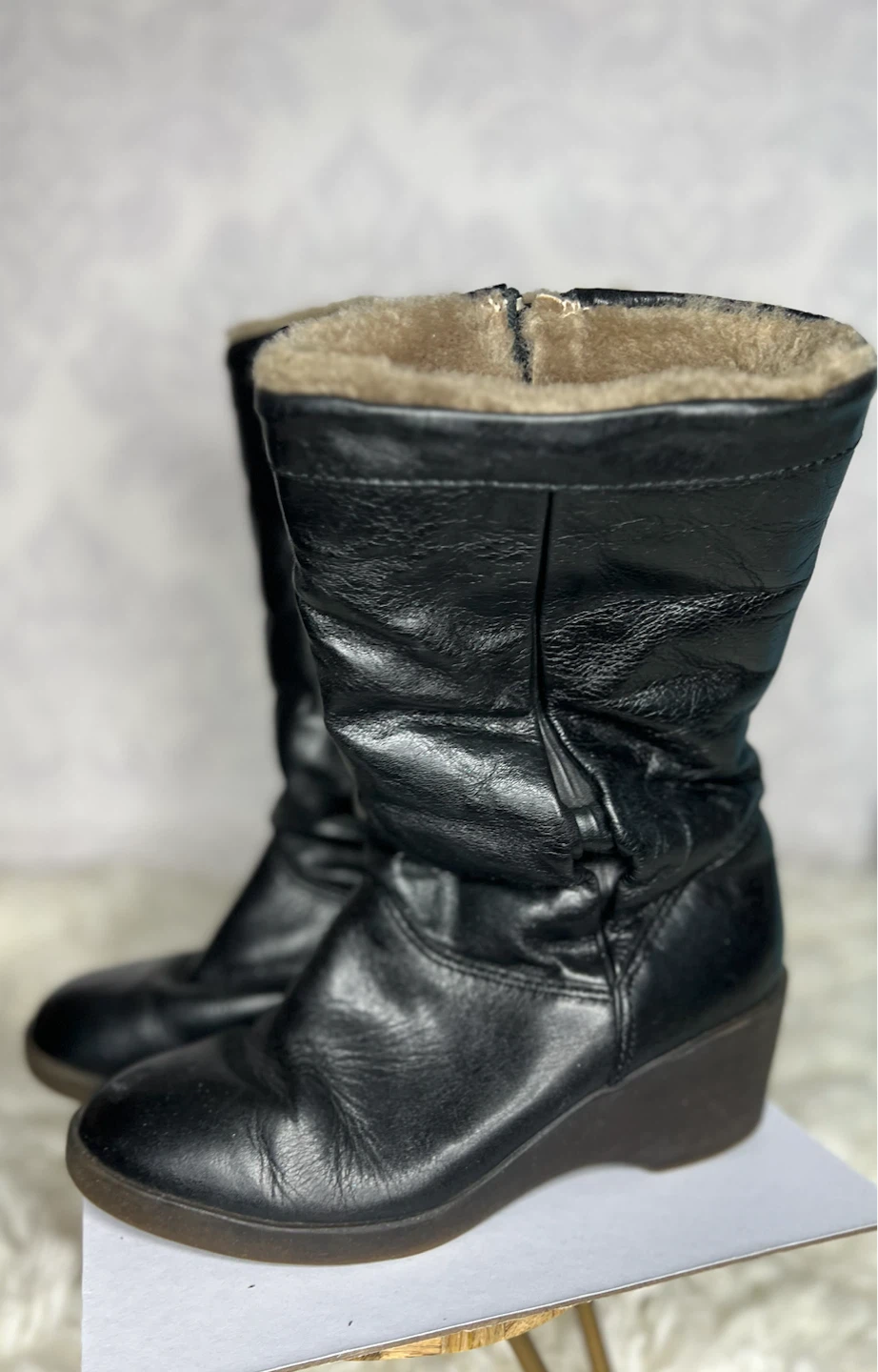 Black Leather Boots with Faux Fur Lining
