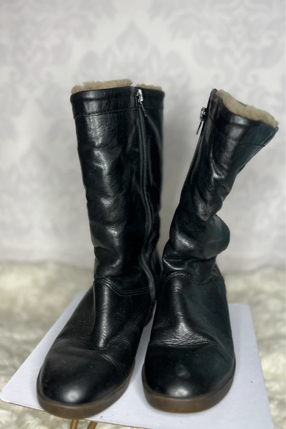 Black Leather Boots with Faux Fur Lining - photo 2