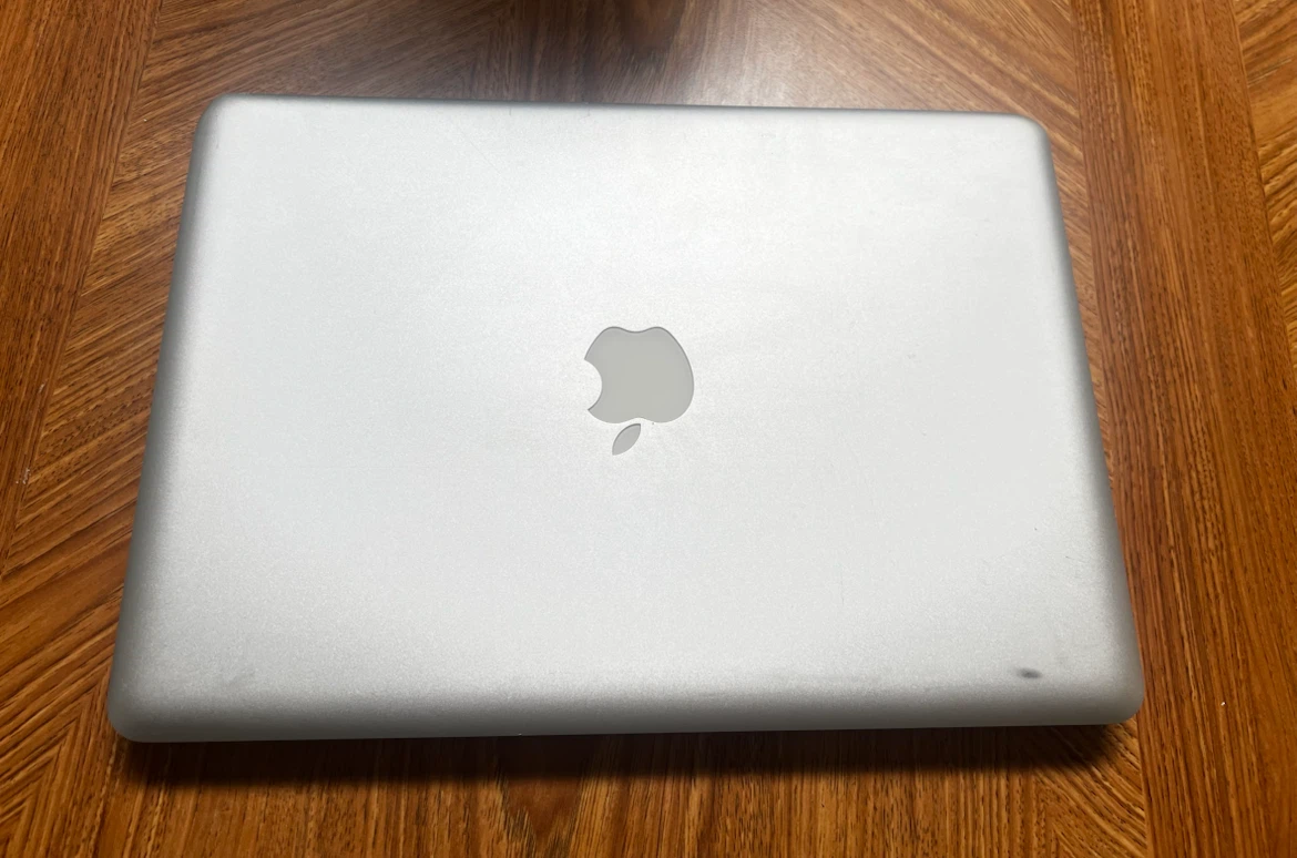 Apple MacBook Pro 13-inch Early 2011