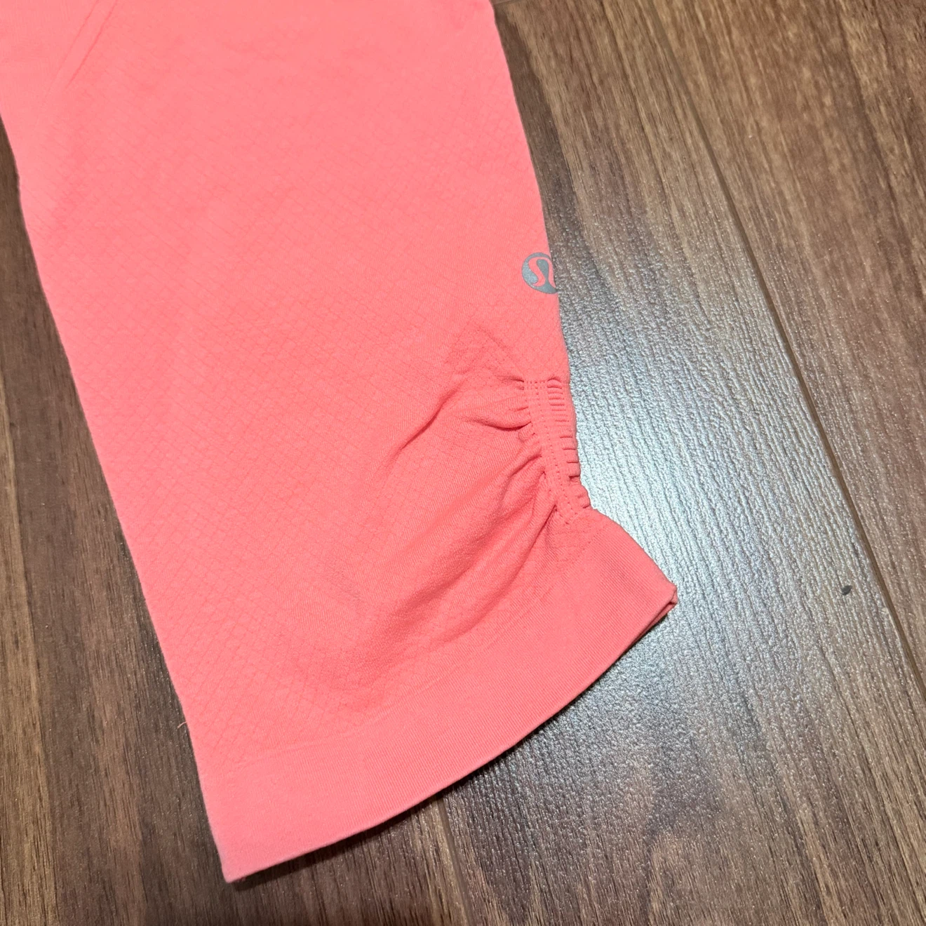 Lululemon Pink Cropped Leggings size 8 - photo 2