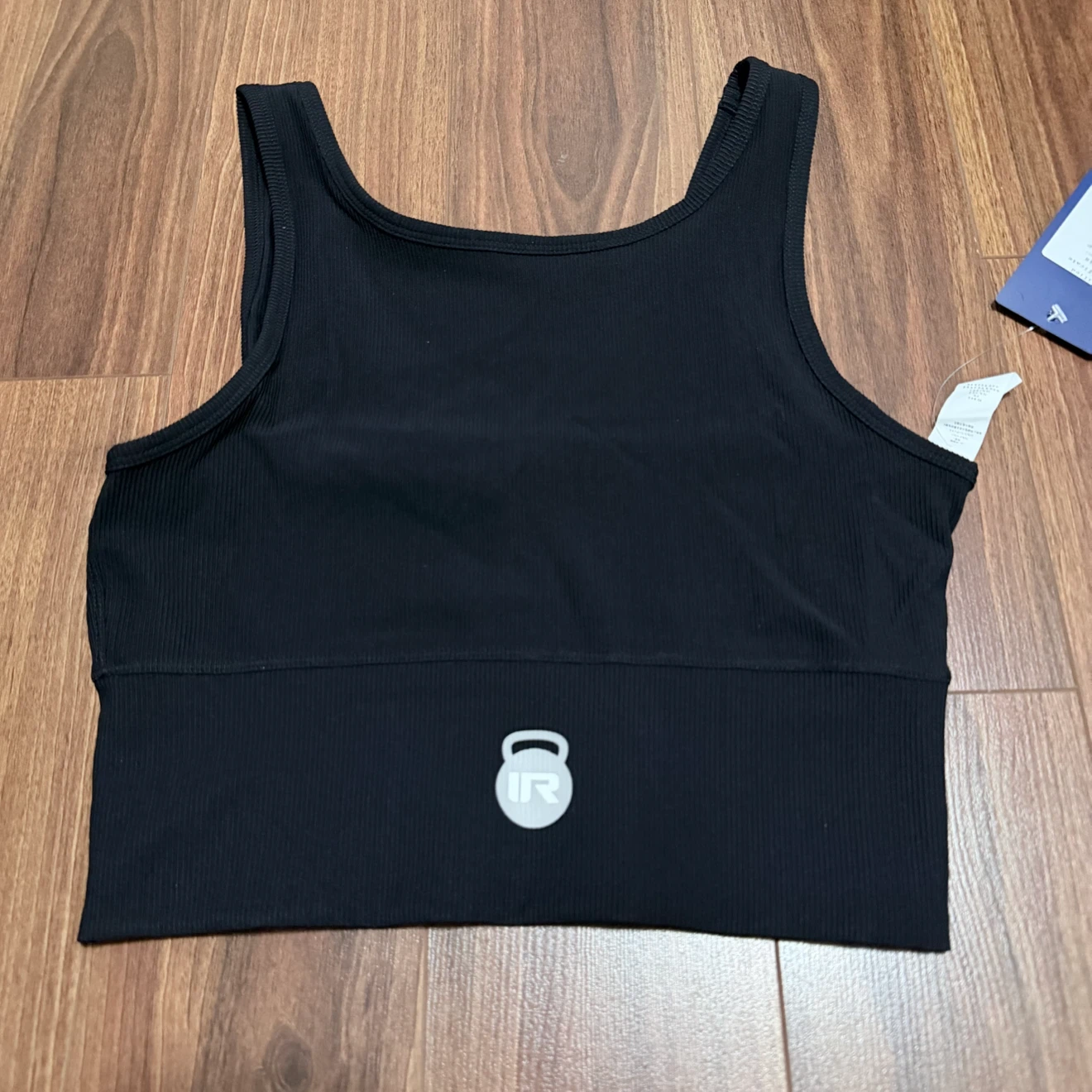 Black ribbed athletic crop top Medium - photo 5