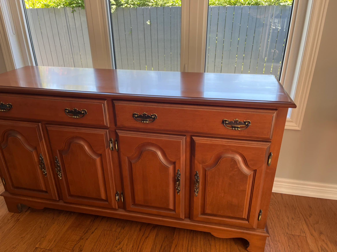 Solid Wood Dining Table and Hutch Set - photo 5