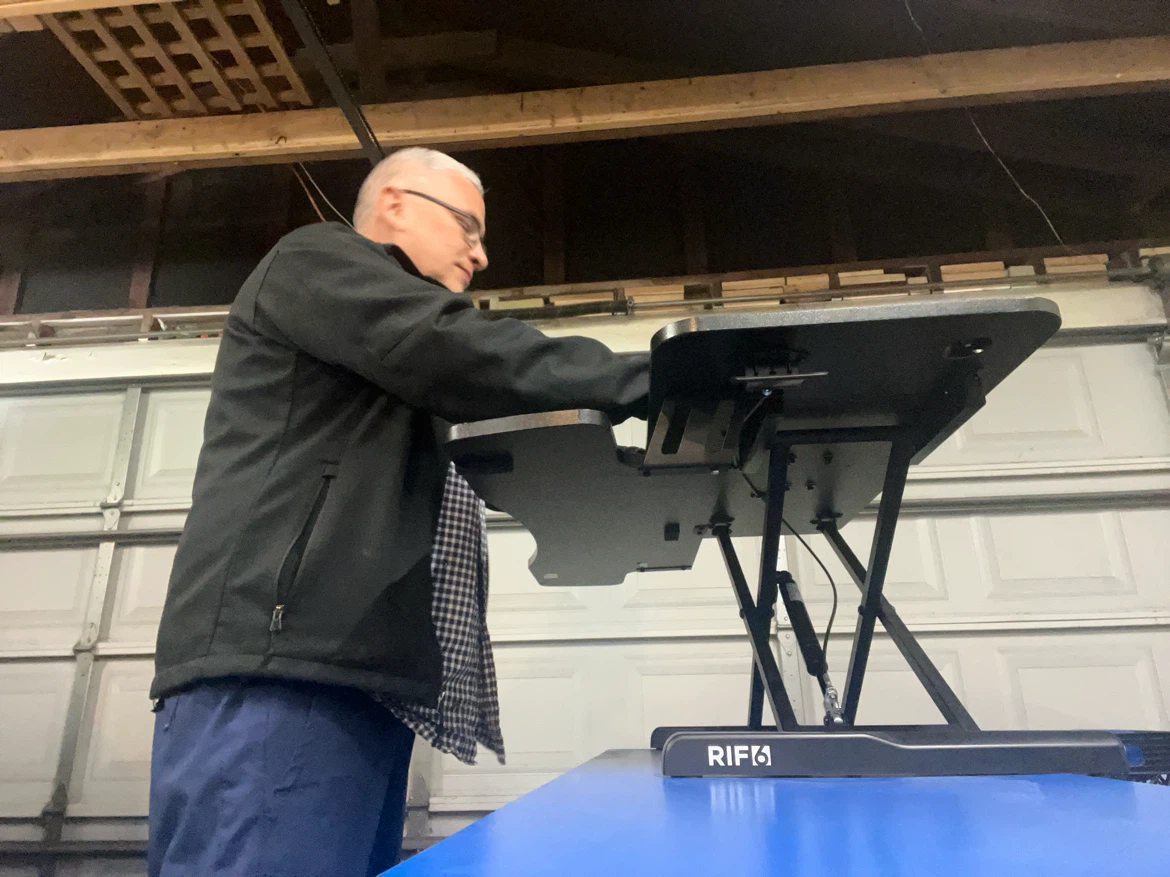 RIF6 Adjustable Standing Desk Converter