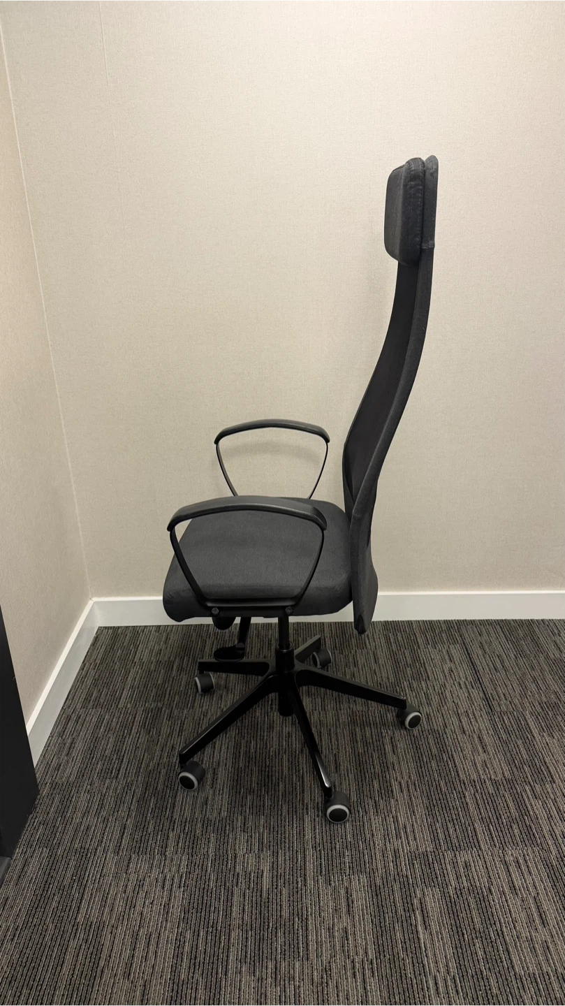 IKEA Markus Office Chair, Vissle dark grey, Large - photo 2