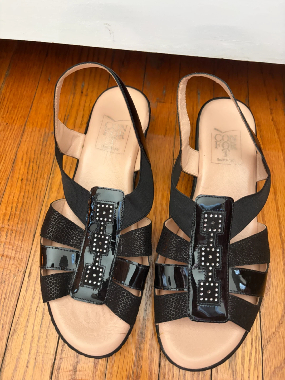 Confort black wedge sandals size 39