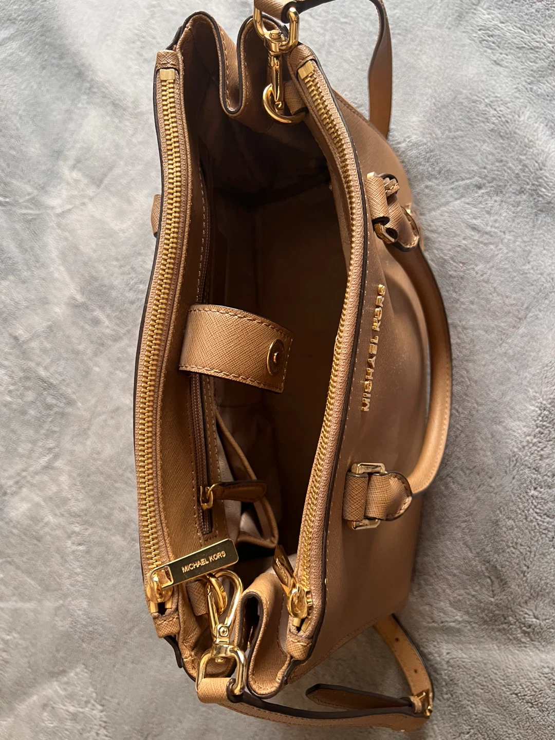 Handbags - photo 4