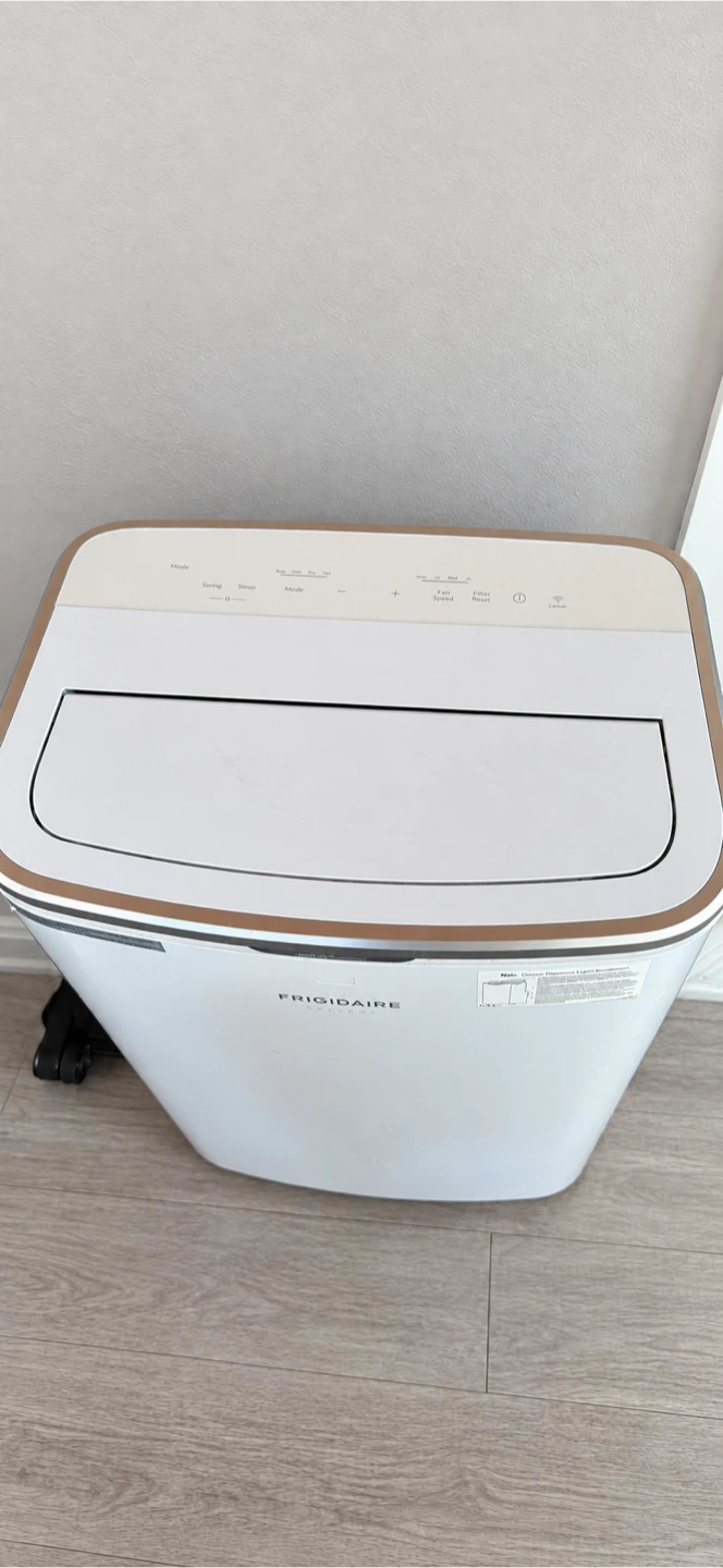 Frigidaire Gallery Portable Air Conditioner GHPC132AB1 - photo 2