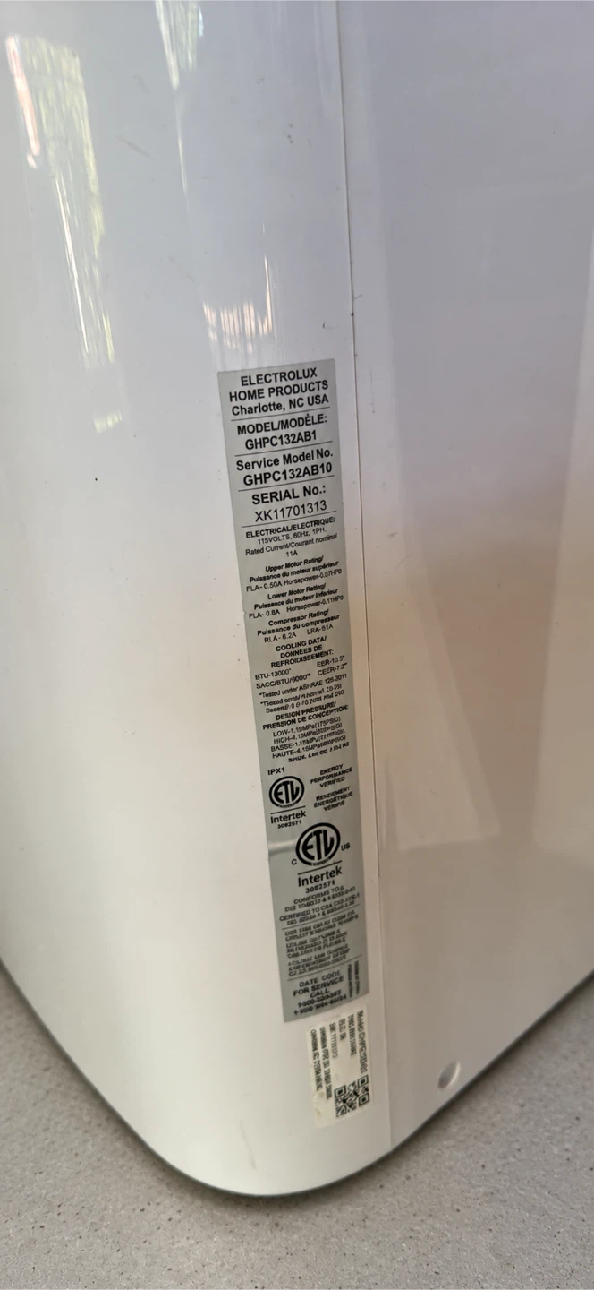 Frigidaire Gallery Portable Air Conditioner GHPC132AB1 - photo 3