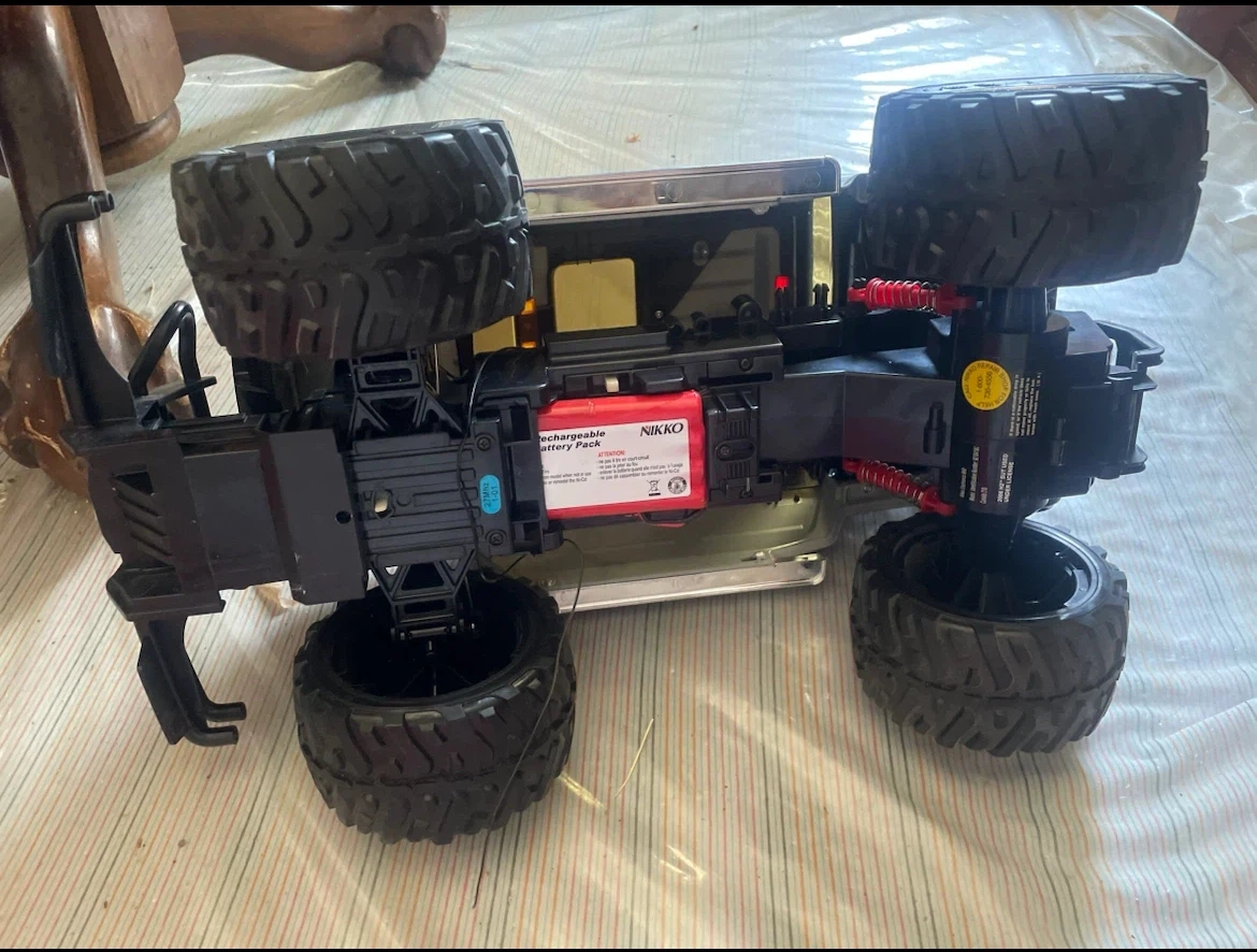 RC Hummer SUV Monster Truck - photo 2