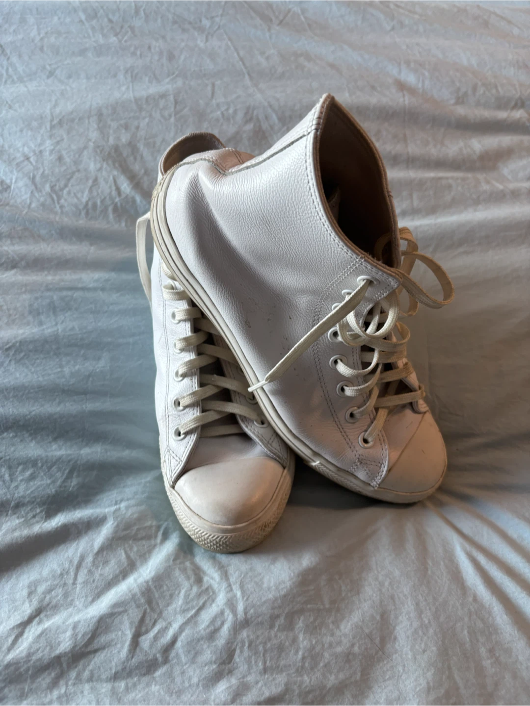 SZ 9 Converse All Star Leather High Top Sneakers White