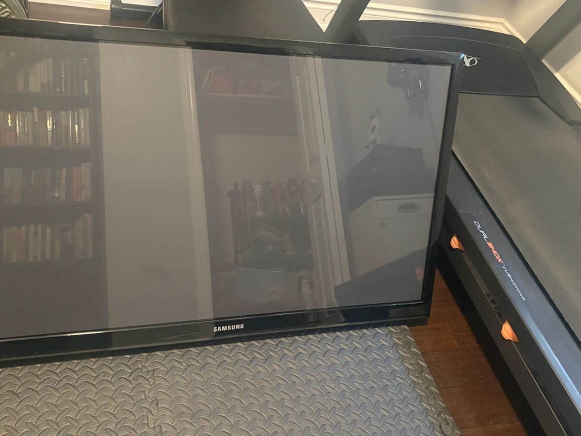 Samsung 43-inch Plasma TV Model PN43D440A5D - photo 3