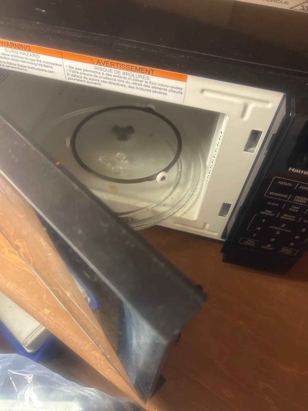Hamilton Beach Black Microwave - photo 2