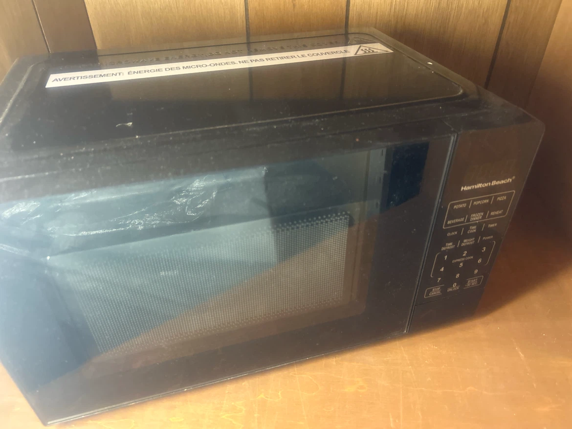 Hamilton Beach Black Microwave - photo 3