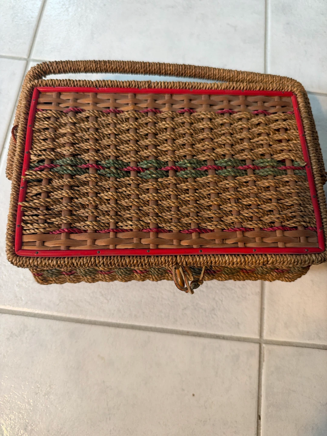 Set of 2 Vintage Wicker Sewing Baskets - photo 4