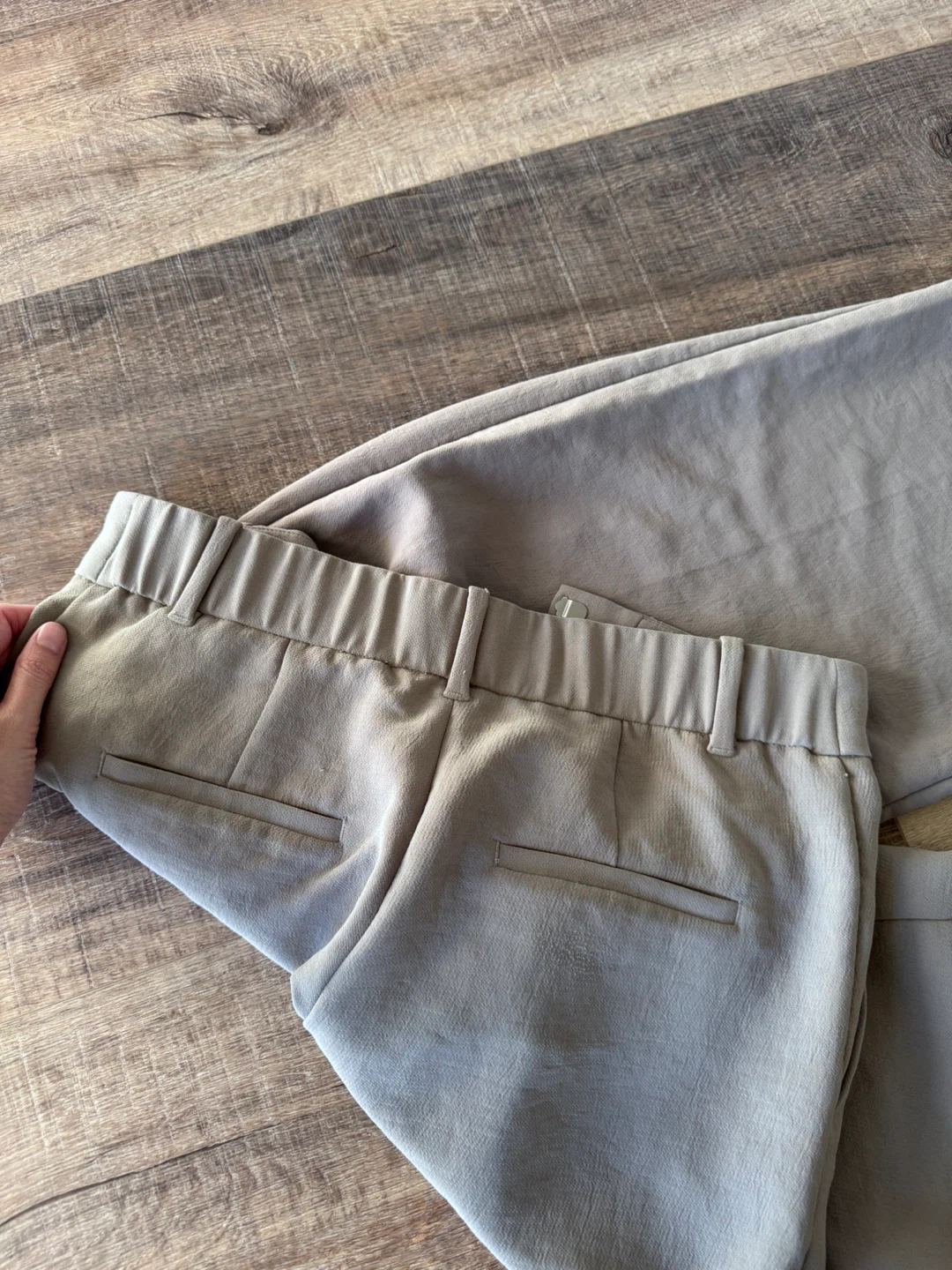 Aritzia The Effortless Pant, Size 6 - photo 3