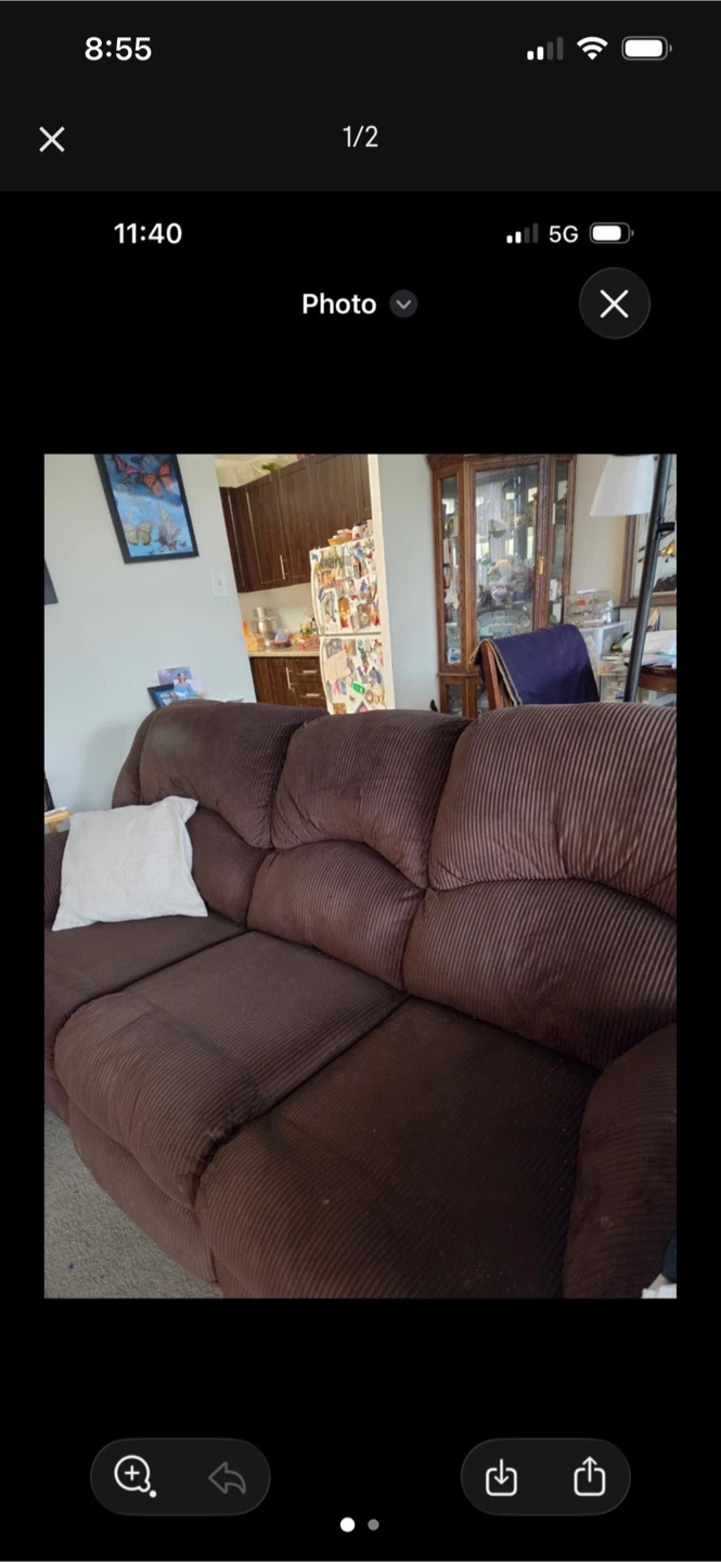 Couch - photo 2