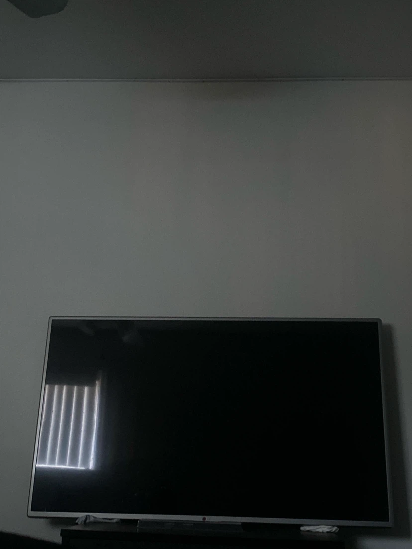 LG 48-inch 4K Smart TV (NEED GONE TODAY) send offers