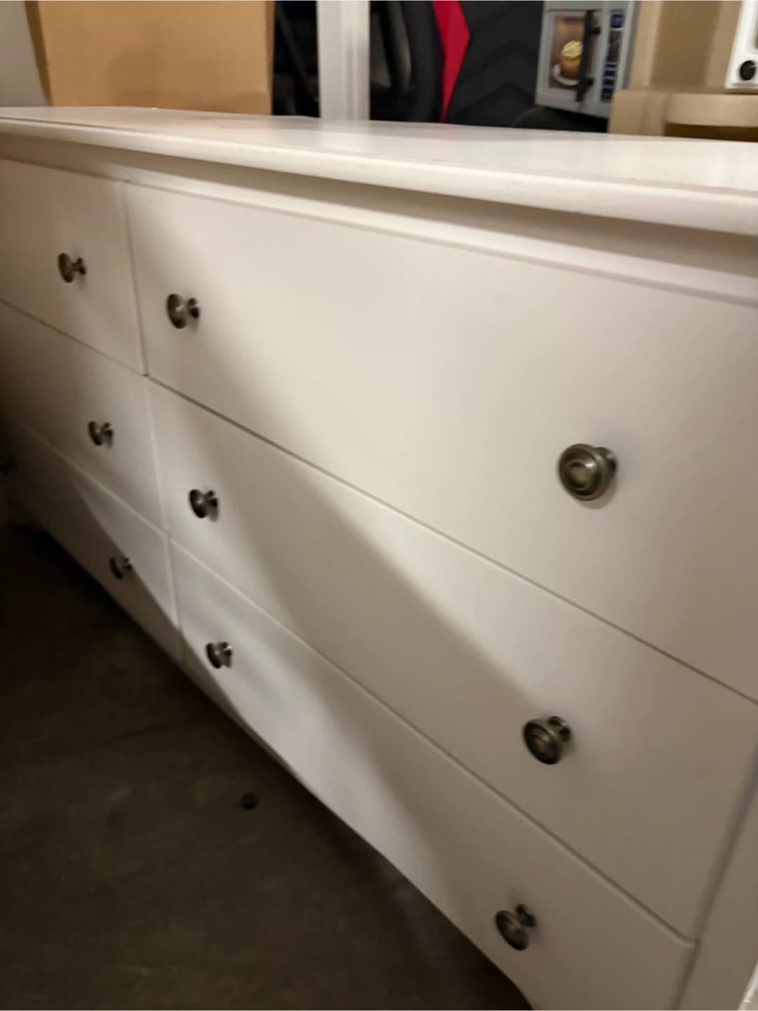 White 6-Drawer Dresser