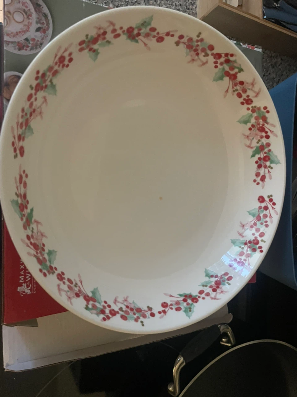 Maxwell & Williams Merry Berry 30cm Serving Bowl
