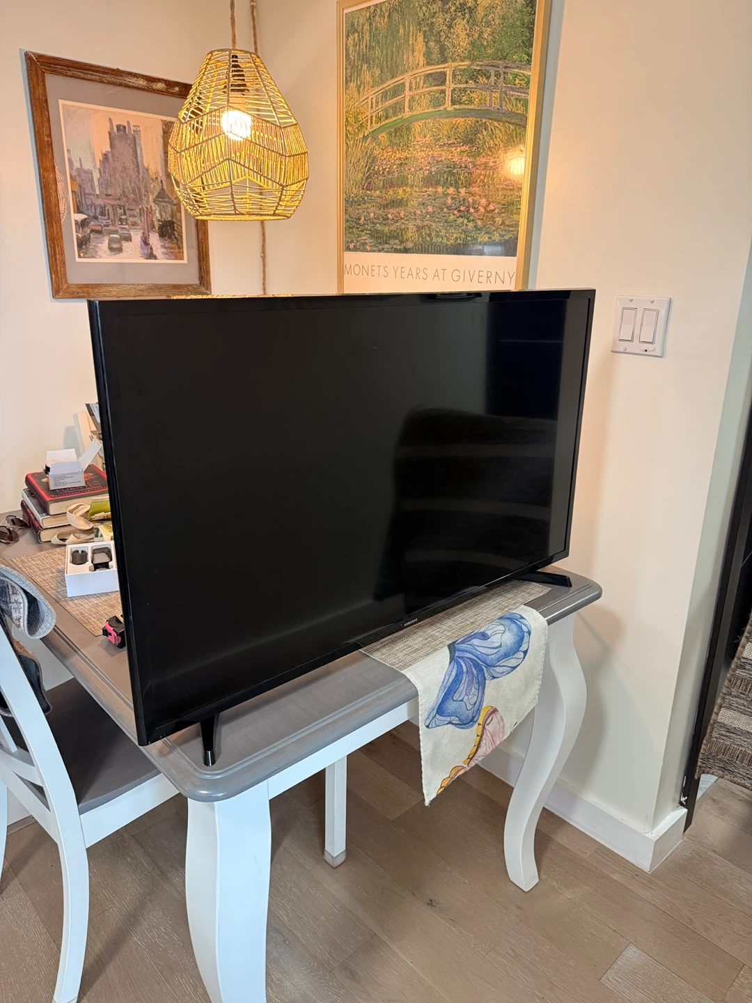 40” Samsung Flat Screen - photo 2