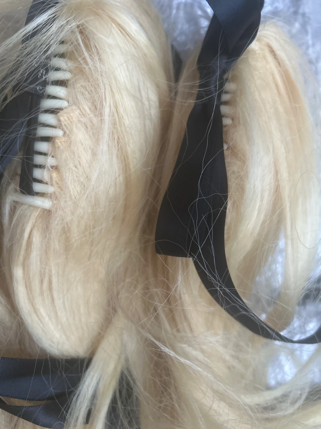Blonde synthetic hair ponytail extensions - photo 3