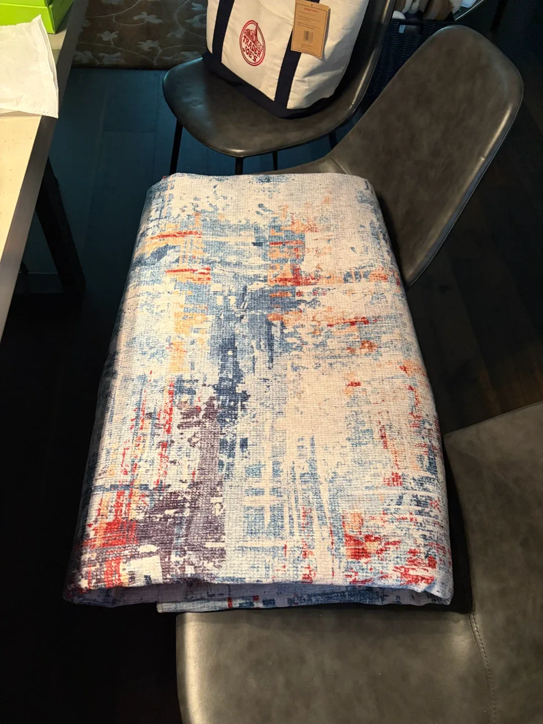 Abstract Area Rug 8x10 - photo 2