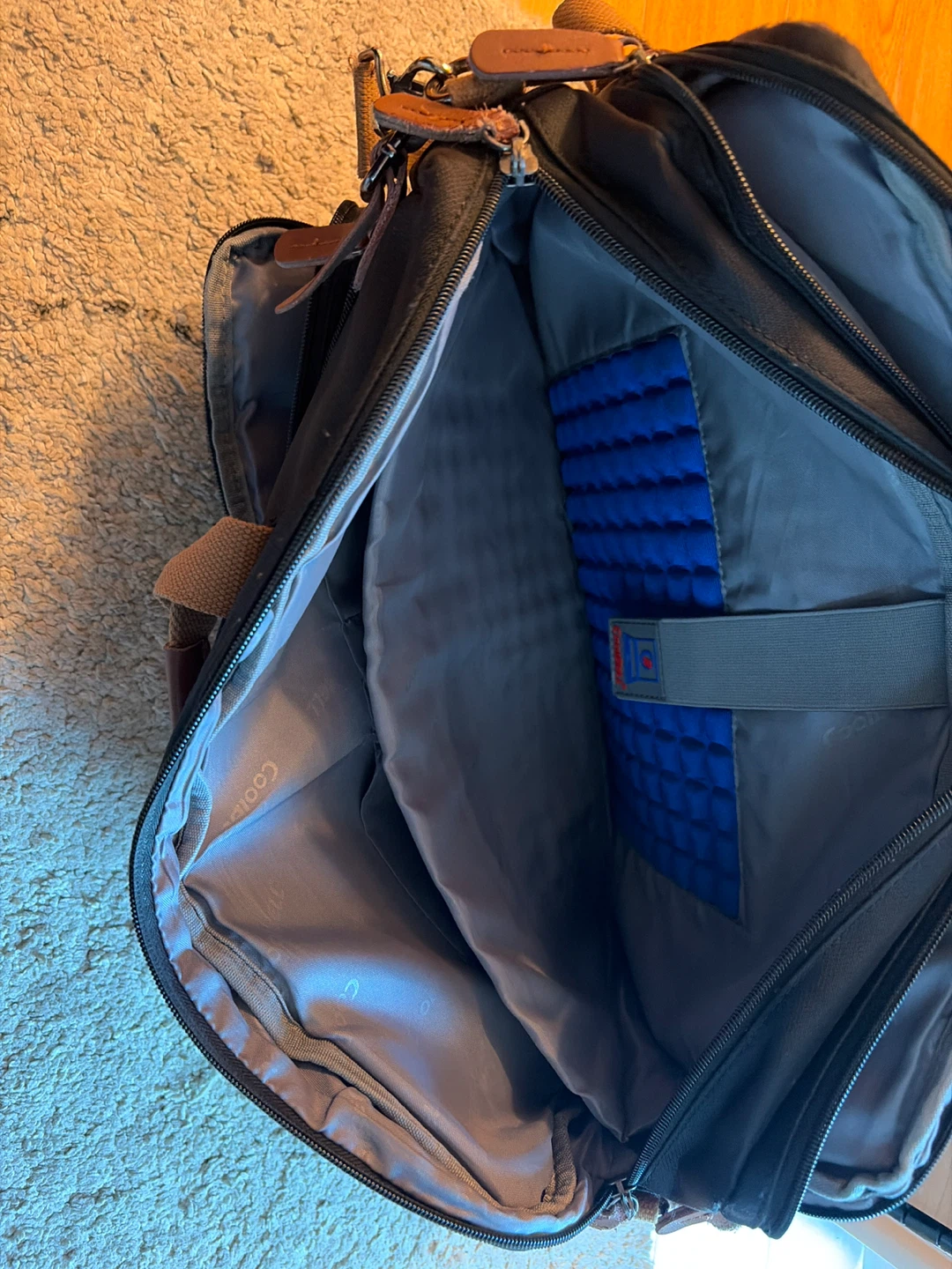 CoolBell Convertible Laptop Backpack - photo 3