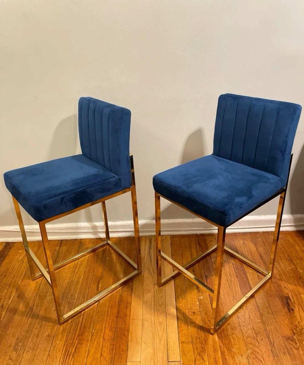 Bar Stools (Set of 2) $80 - photo 3