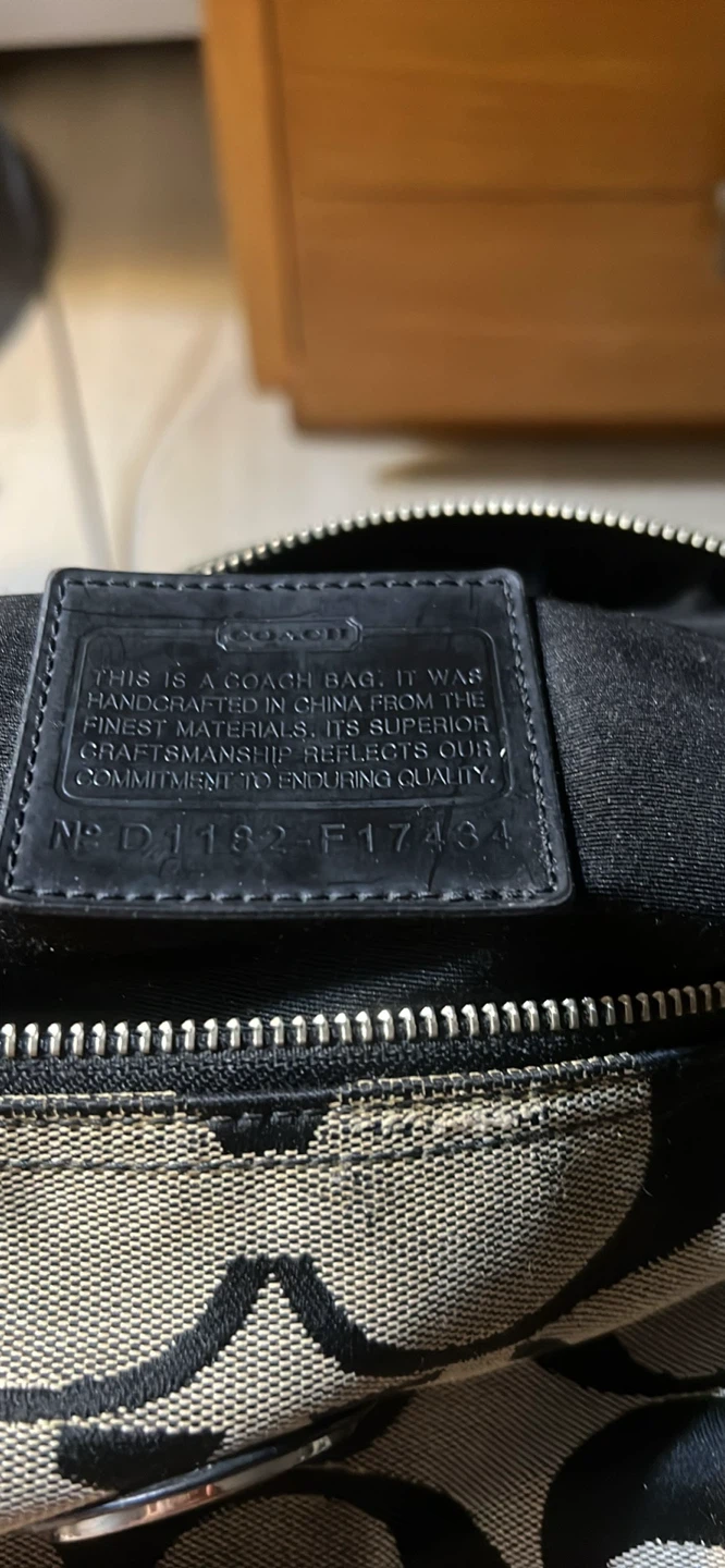 Coach Signature Hobo Bag - photo 3