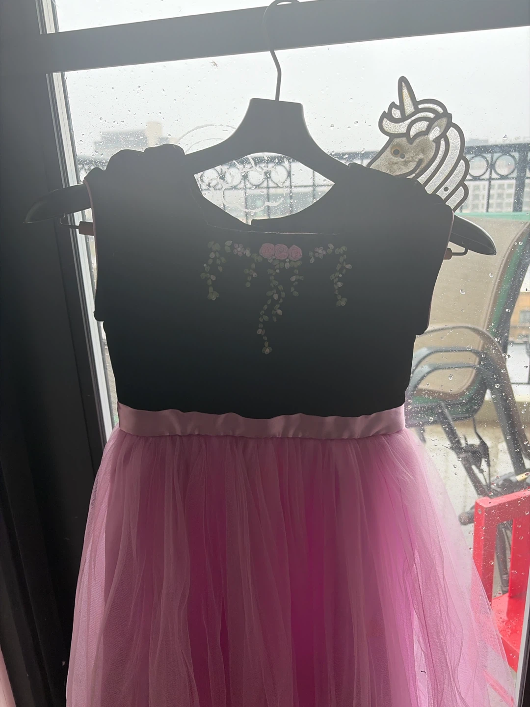 Janna and Michelle Black Velvet and Pink  size 6. - photo 2