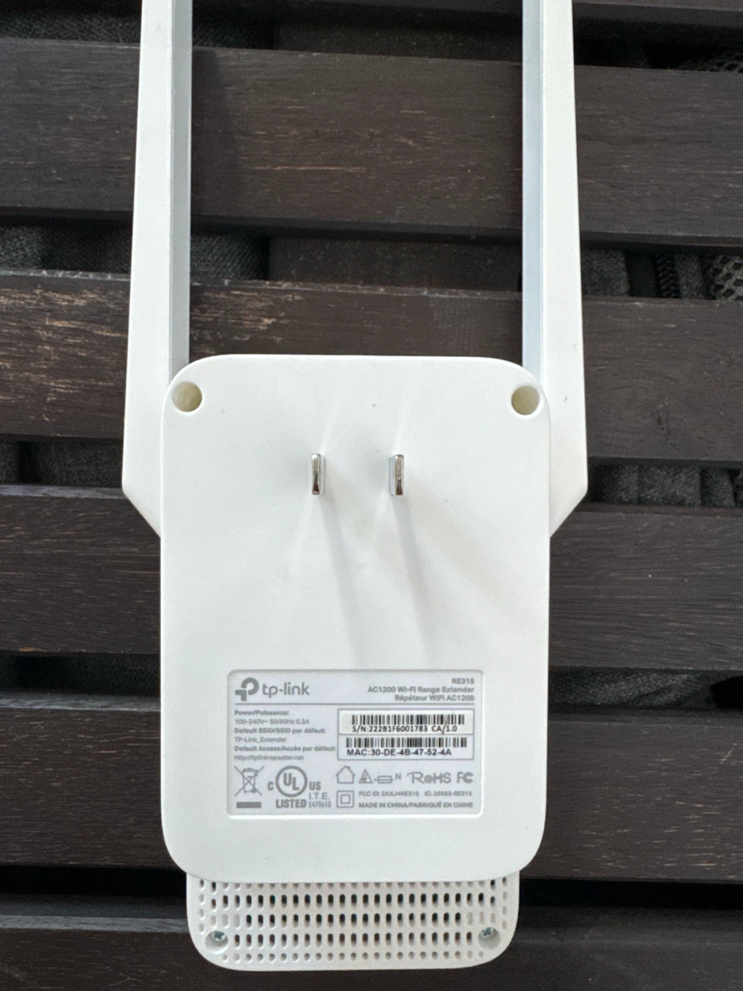 TP-Link Wi-Fi Range Extender RE315 - photo 2