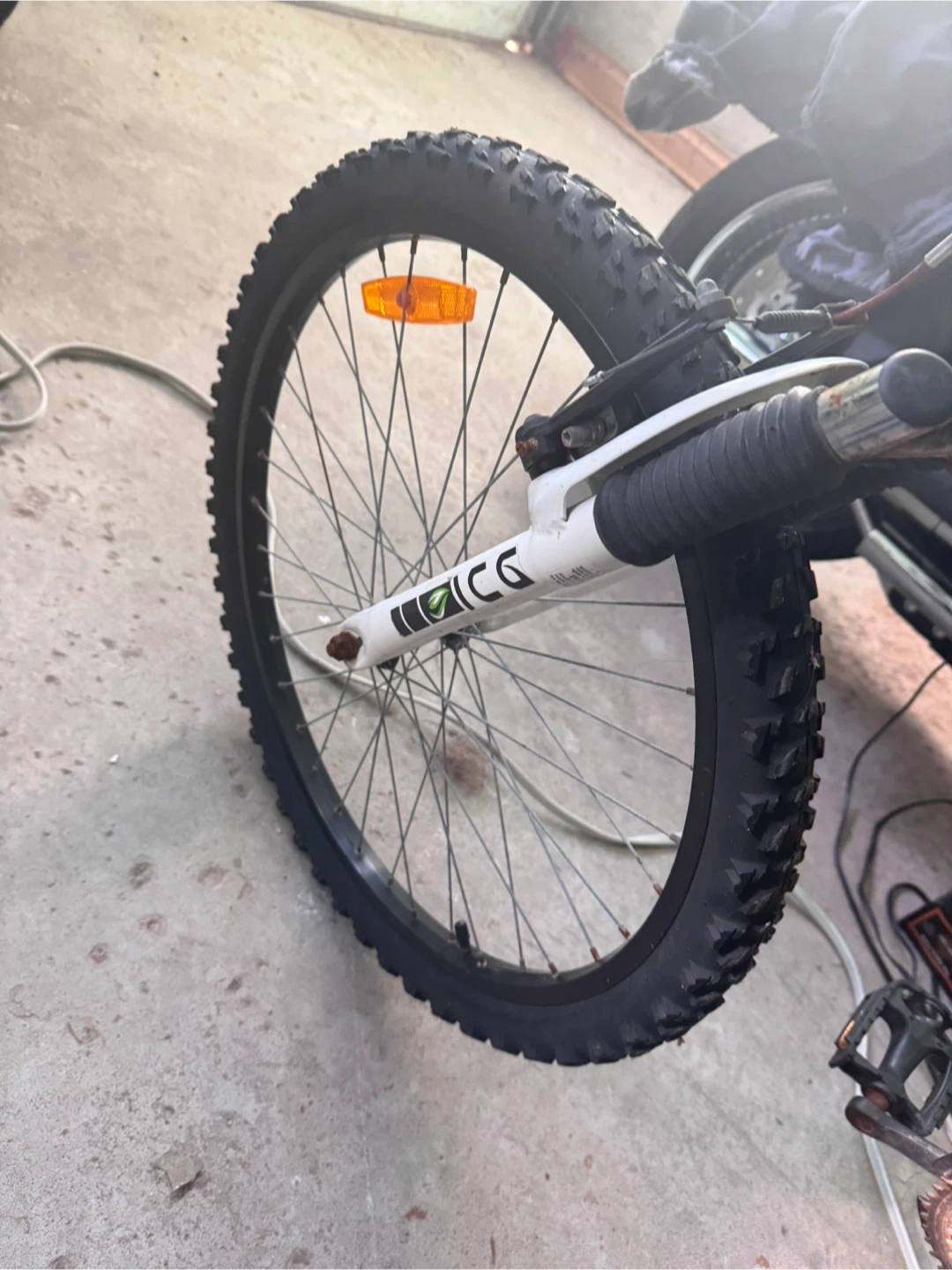 CCM Nitro XT 21-Speed Mountain Bike - photo 2