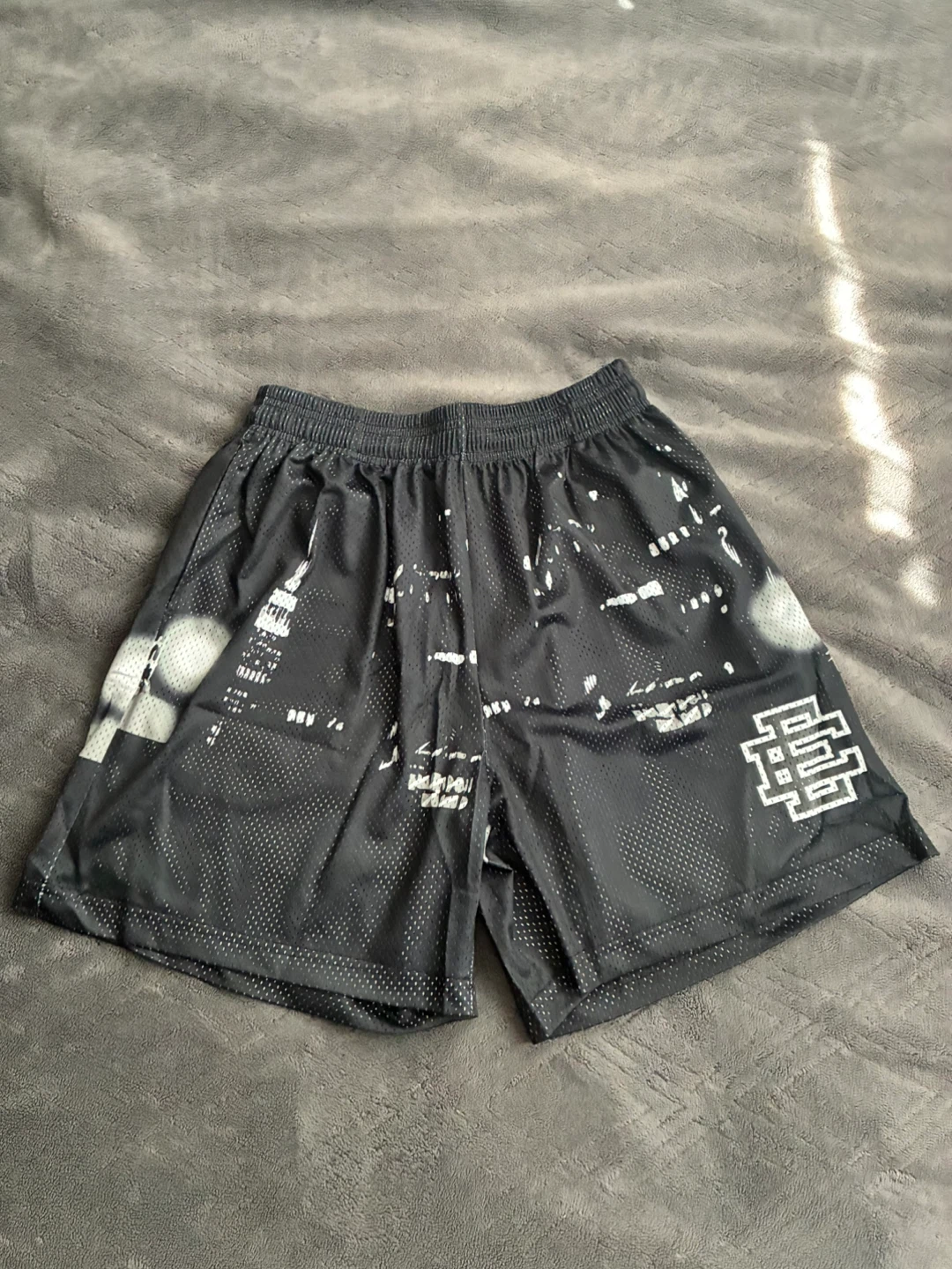 Eric Emanuel Shorts Black Size Small - photo 2