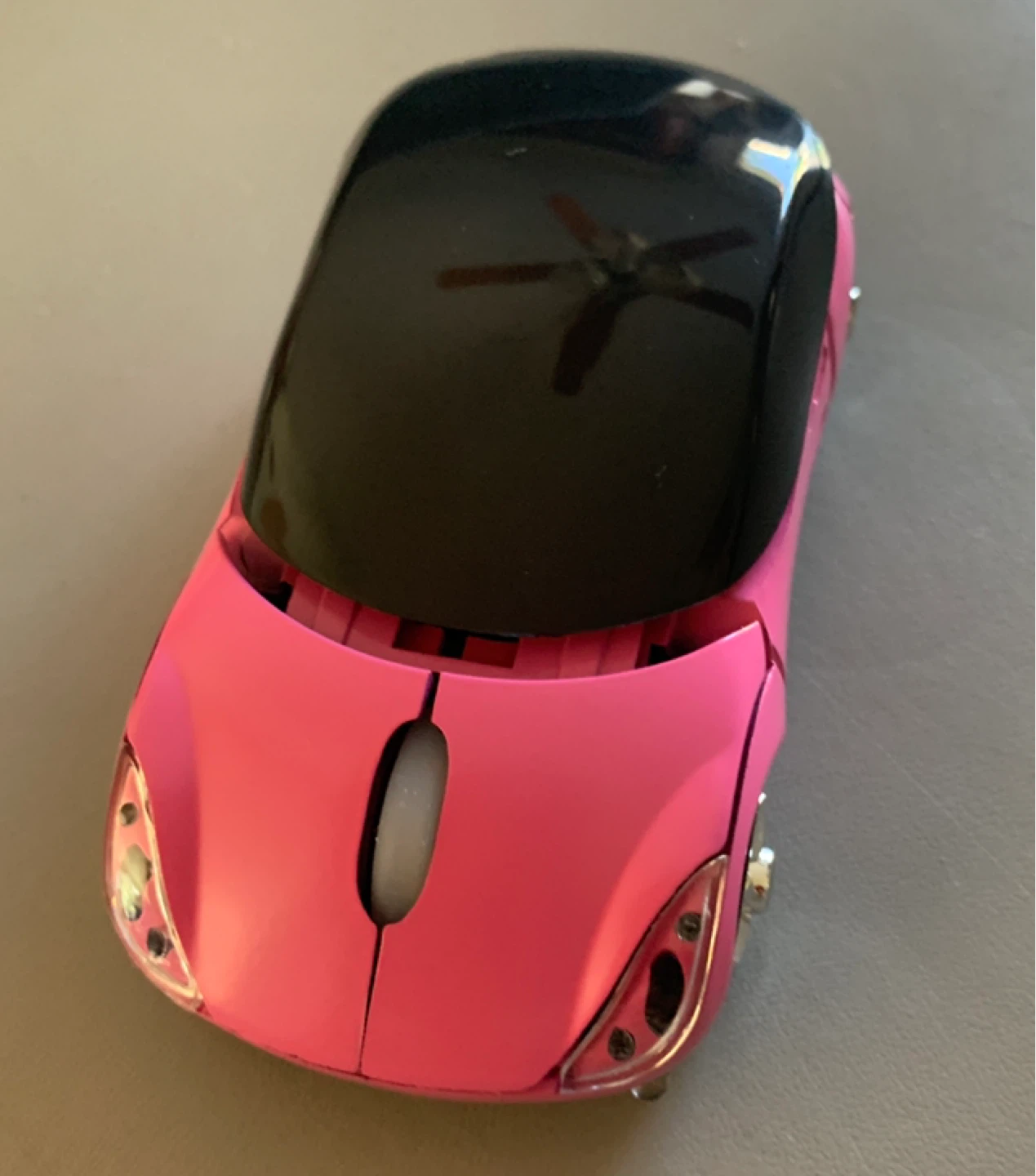 Pink Car-Shaped Wireless Optical Mouse