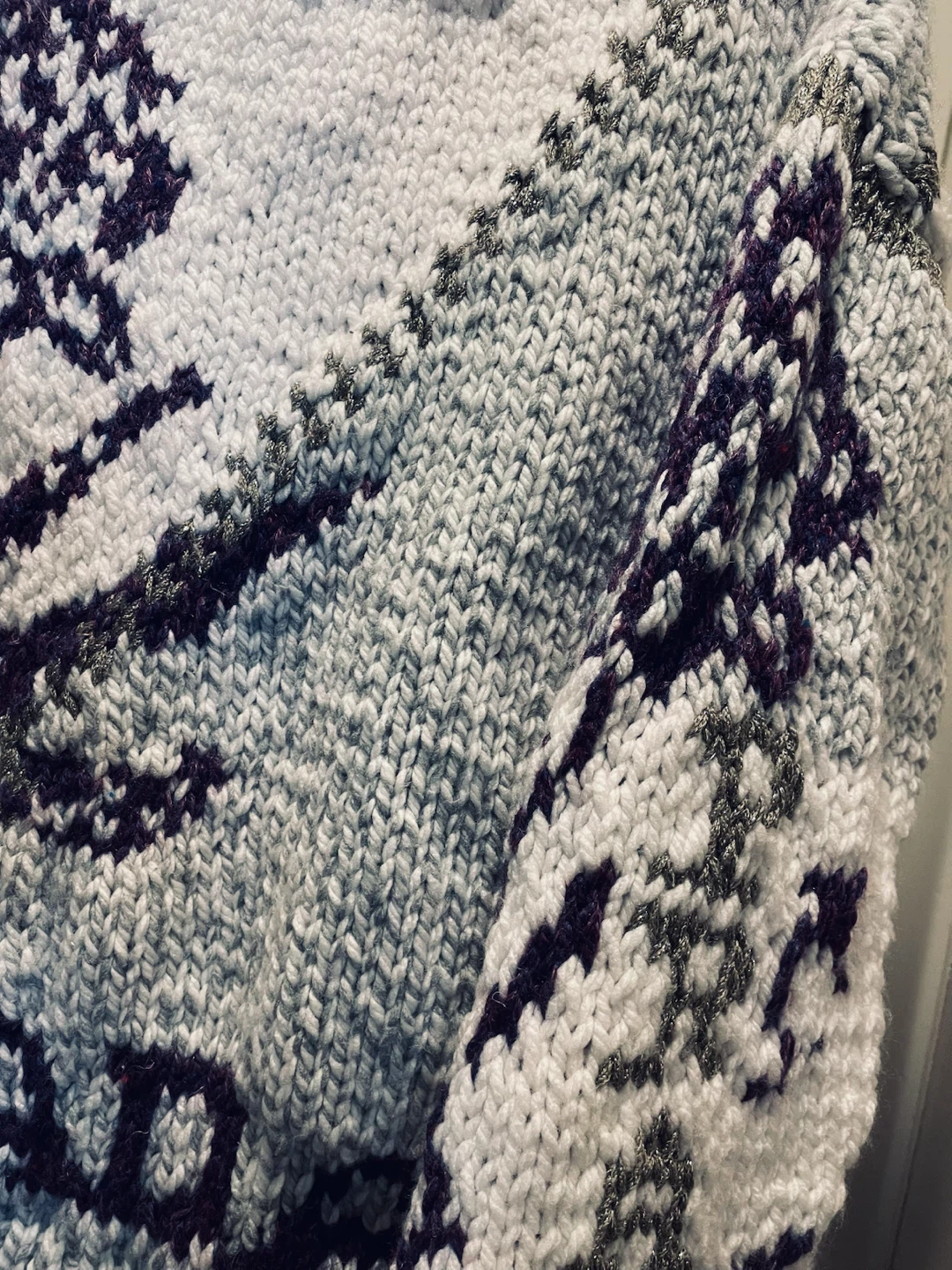 Chunky Hand Knit Purple Rose Sweater - photo 2