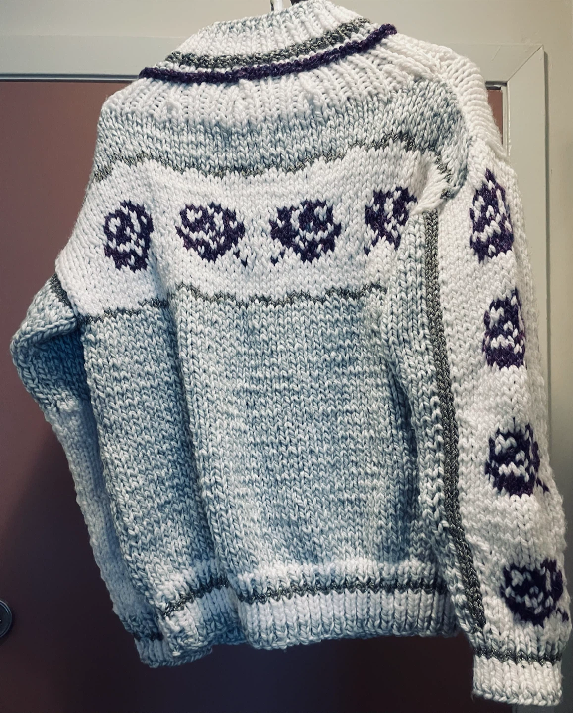 Chunky Hand Knit Purple Rose Sweater - photo 3