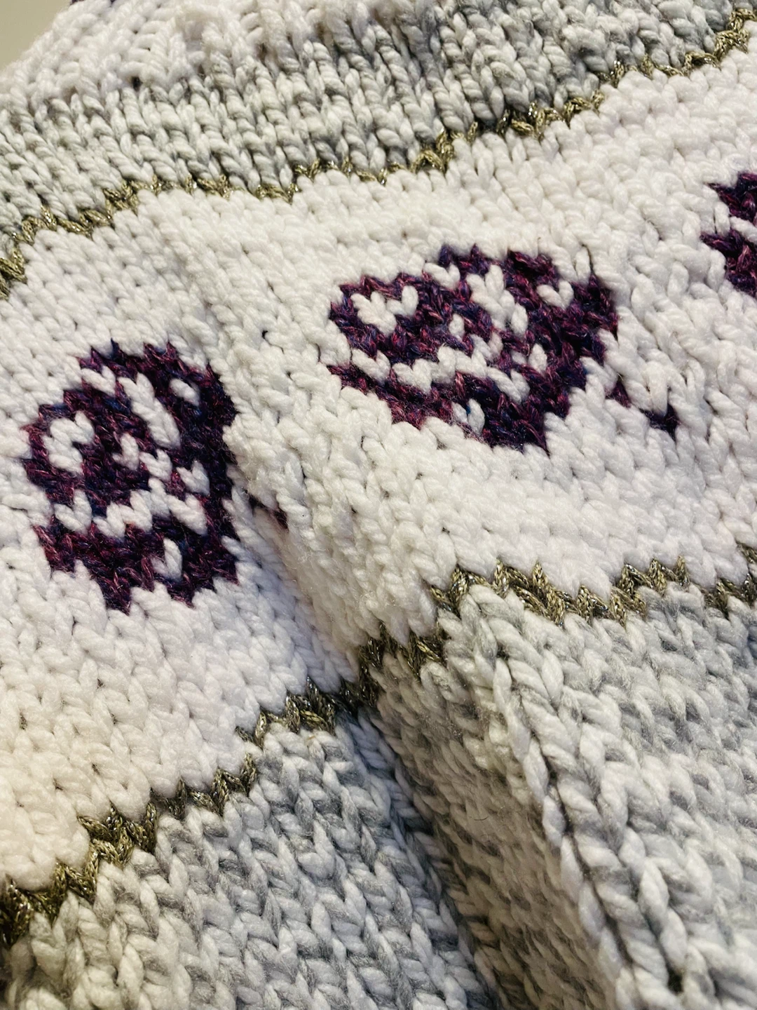 Chunky Hand Knit Purple Rose Sweater - photo 5